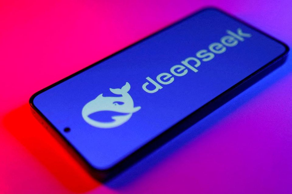 DeepSeek bantu militer Tiongkok